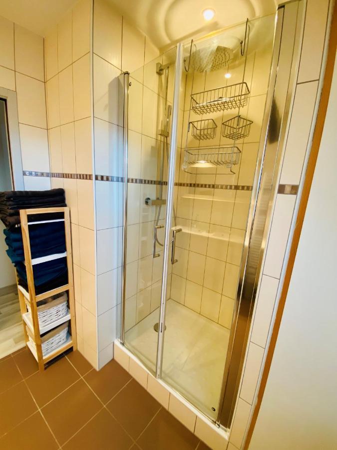 L'Envolee Alsacienne - Magnifique Appartement En Duplex オストハイム エクステリア 写真