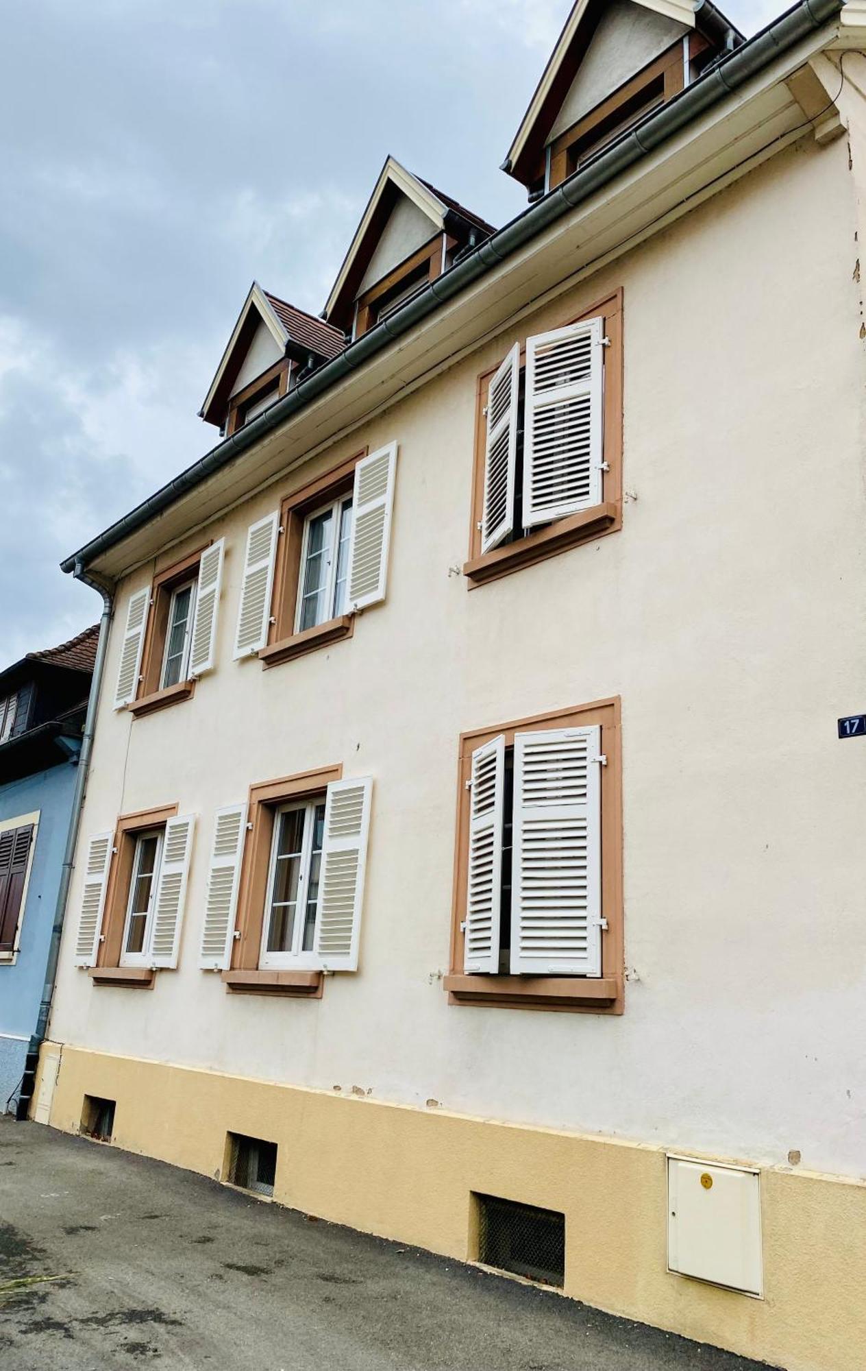L'Envolee Alsacienne - Magnifique Appartement En Duplex オストハイム エクステリア 写真